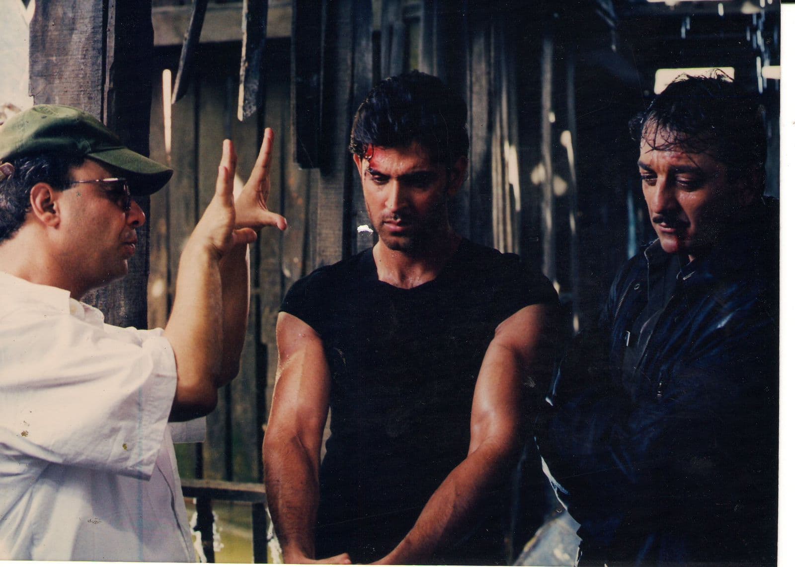 Mission Kashmir Turns 25 – Why It Remains One of Bollywood’s Most Powerful Films