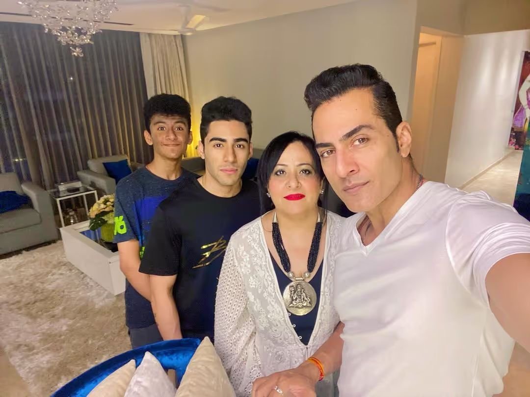 COLORS’ Stars Celebrate the Meaning of Family This International Day of Families - Photo 1